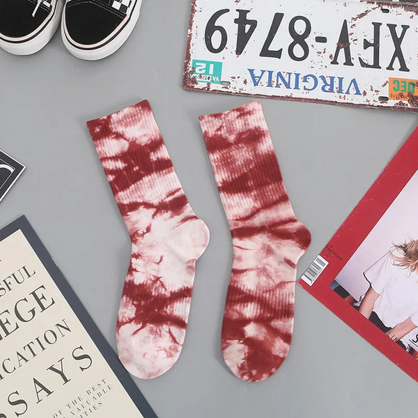 "I Am Magnetic" Women's Tie-Dye Crew Socks