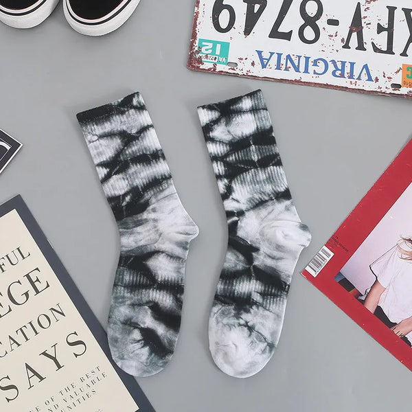 "I Am Magnetic" Women's Tie-Dye Crew Socks