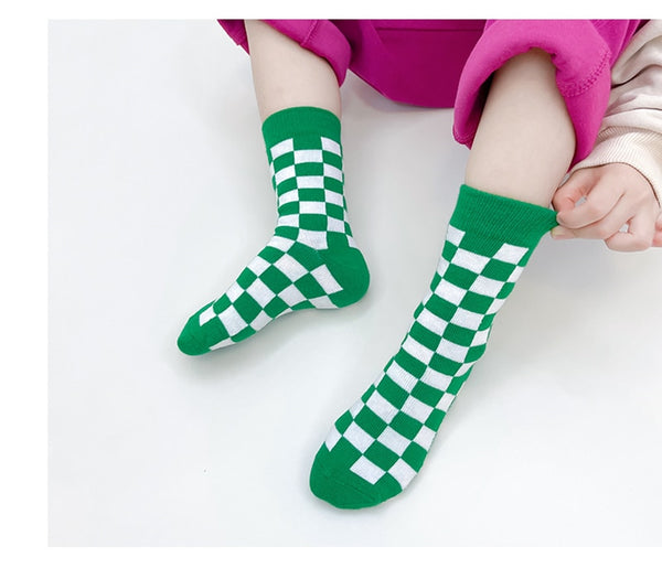 'I Am A Magnet Of Positivity' Kids Unisex Checkerboard Crew Socks