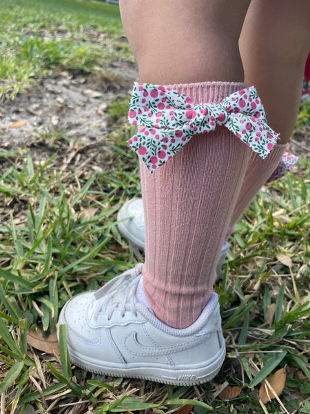 'I Am A Leader' Girl's Pretty Bow Knee High Socks
