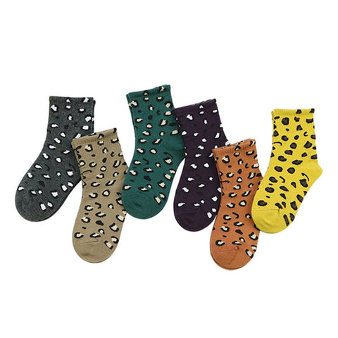 'I Don't Chase, I Attract' Baby Unisex Leopard Crew Socks (5 Pairs).