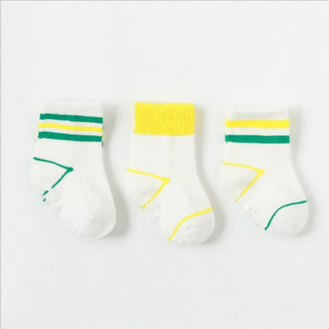 'I Am A Winner' Baby Unisex Old School Anti-Slip Crew Socks (3 Pairs).